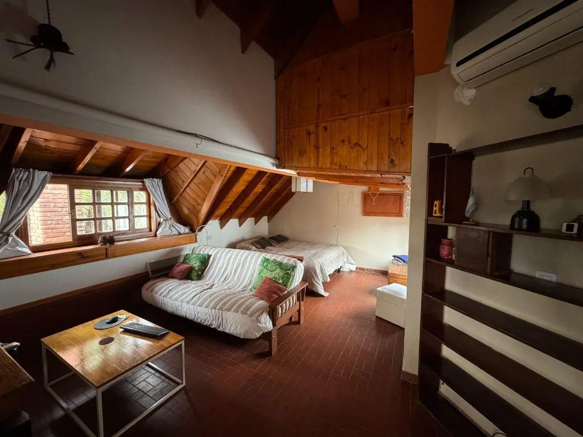VENTA CASA 7 AMB CON JARDIN EN FLORIDA 4