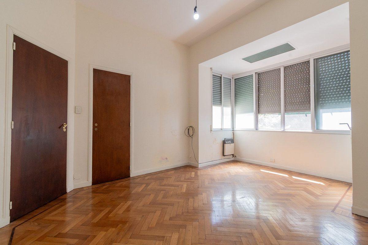Foto de Venta depto 5 amb con dependencia y patio, imagen 5