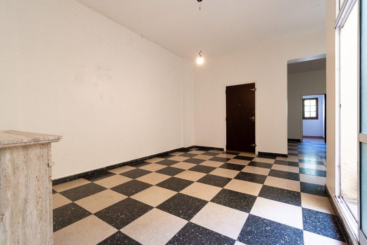 Foto de Venta depto 5 amb con dependencia y patio, imagen 3