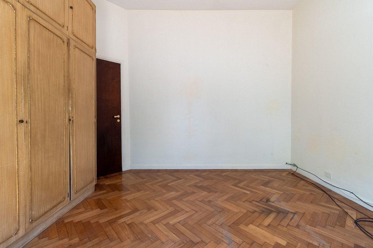 Foto de Venta depto 5 amb con dependencia y patio, imagen 4