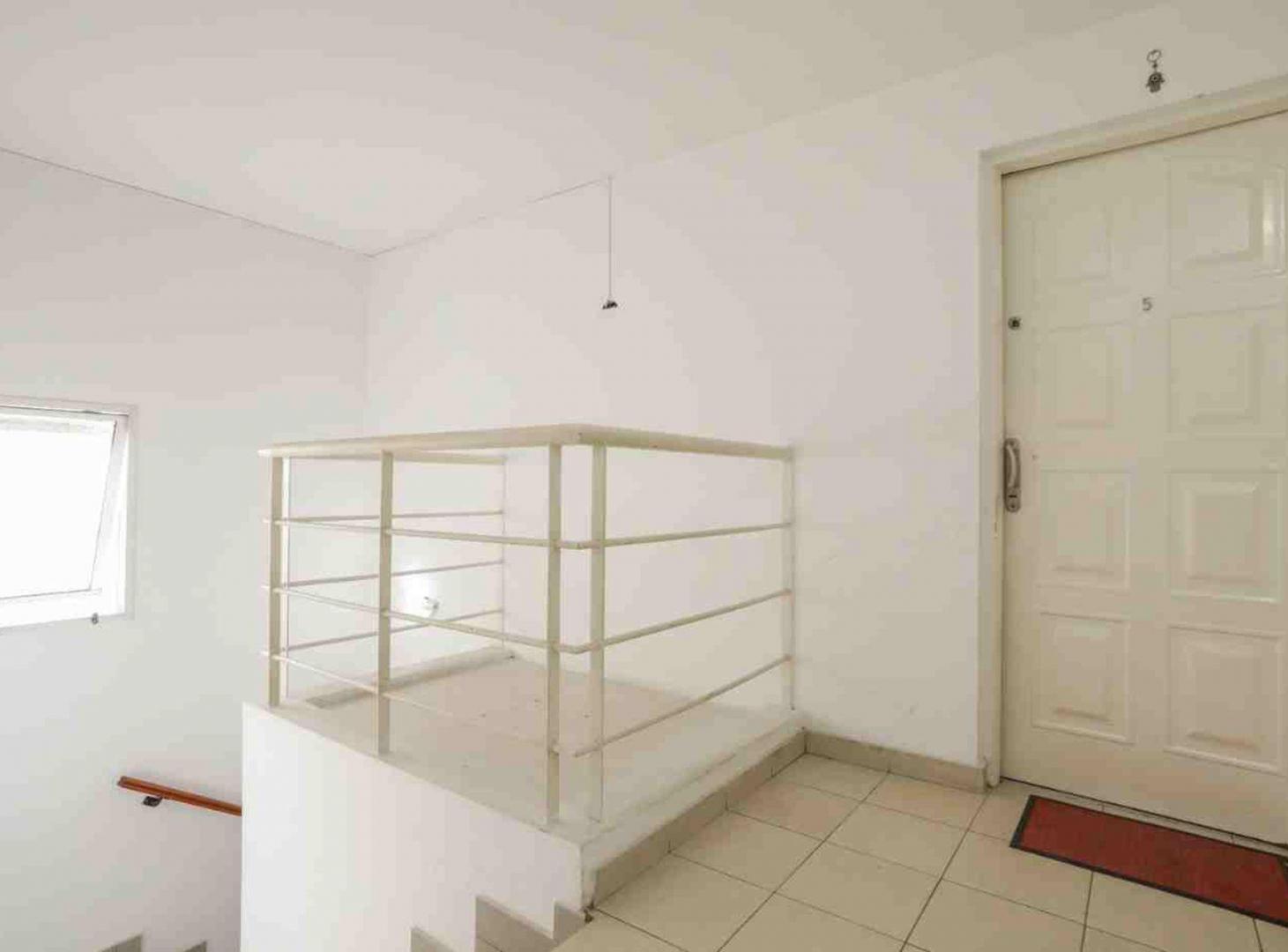 Foto de VENTA PH cuatro ambientes con amplia terraza, imagen 4