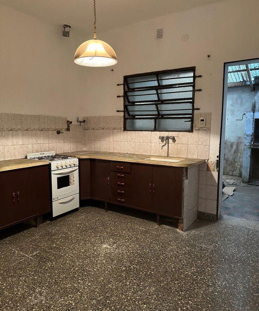Foto de CHALET 4AMB.PB.JARDÍN/COCHERA AptoCRÉD., imagen 4