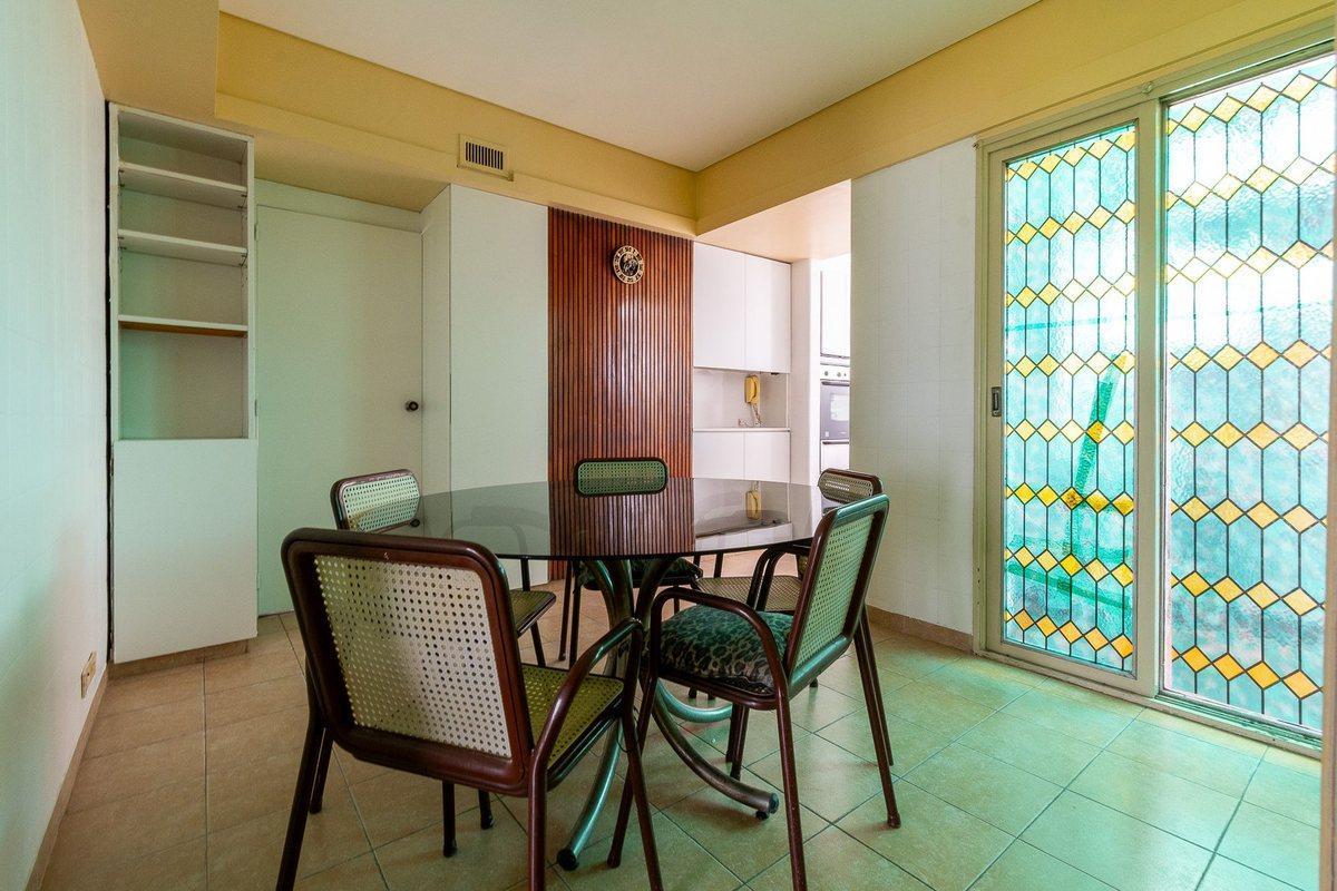 Foto de VENTA DEPTO 5 AMB EN FLORES APTO CREDITO, imagen 4