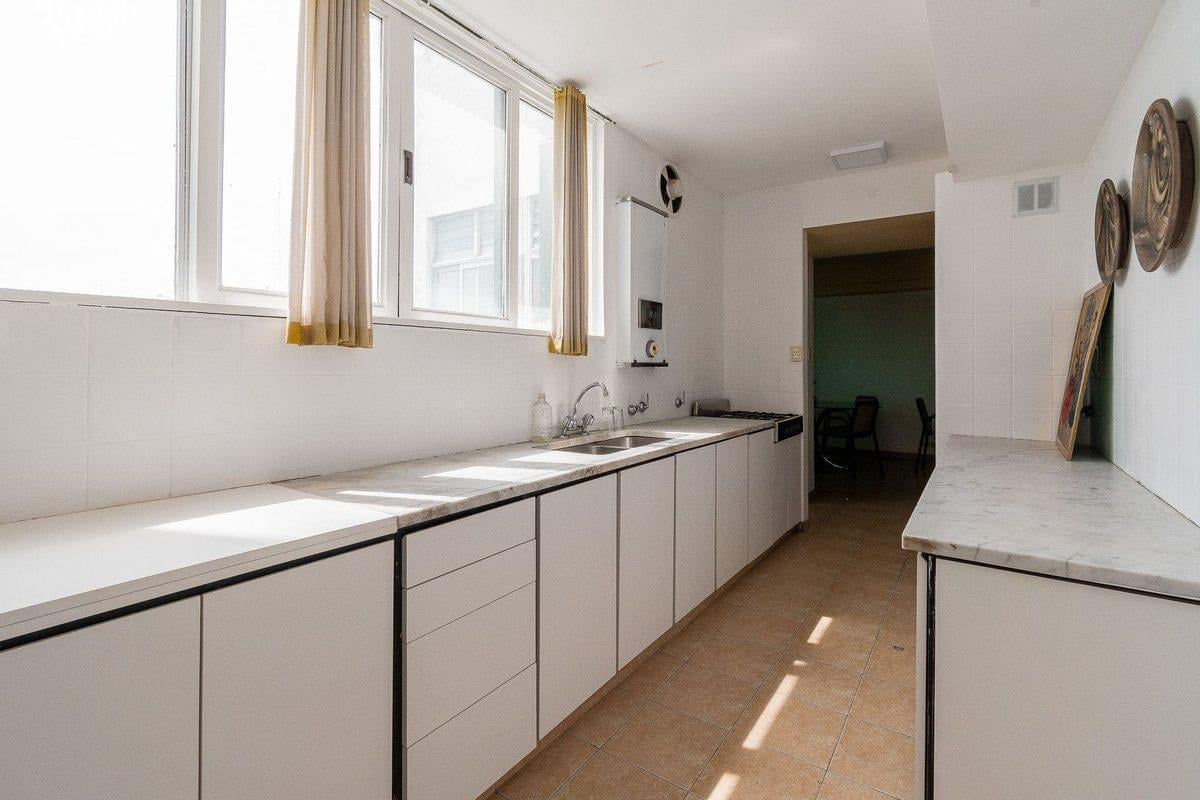 Foto de VENTA DEPTO 5 AMB EN FLORES APTO CREDITO, imagen 1