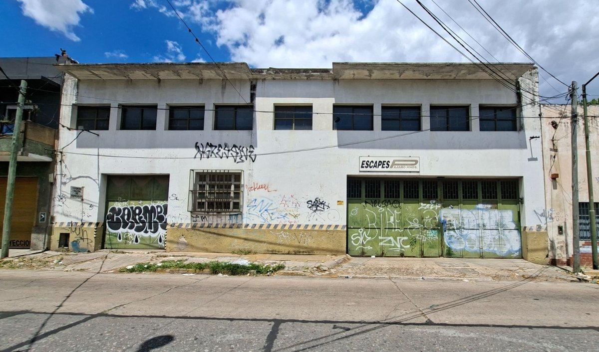 Foto de GRAN GALPON /DEPOSITO VENTA BECCAR (METROS DE AV), imagen 1