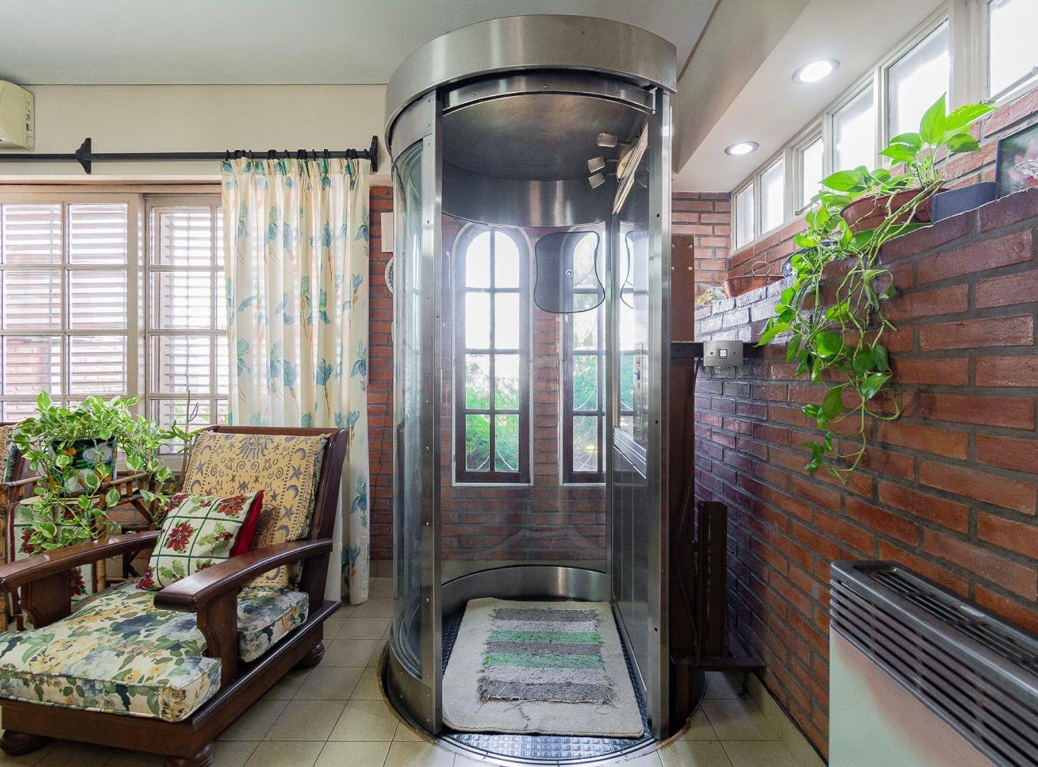 Foto de Venta Casa 7 amb con Pileta en Villa Ballester, imagen 3