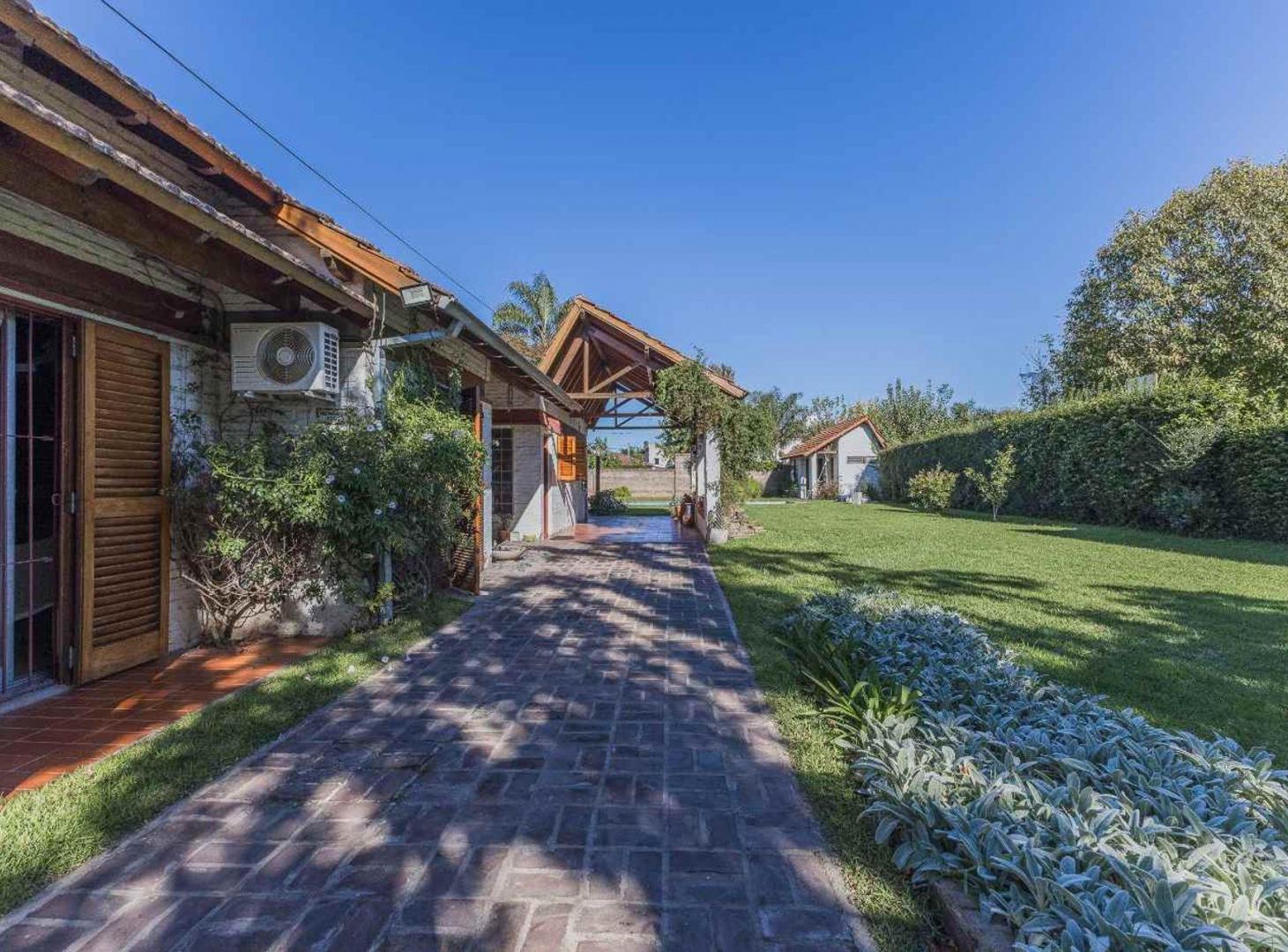 Foto de VENTA CASA 4 AMB PILAR CENTRO - APTO DESARROLLO, imagen 2