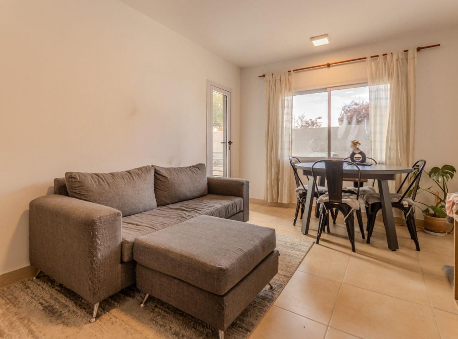 Foto de VENTA Departamento 2 Ambientes En "MORENO", imagen 2