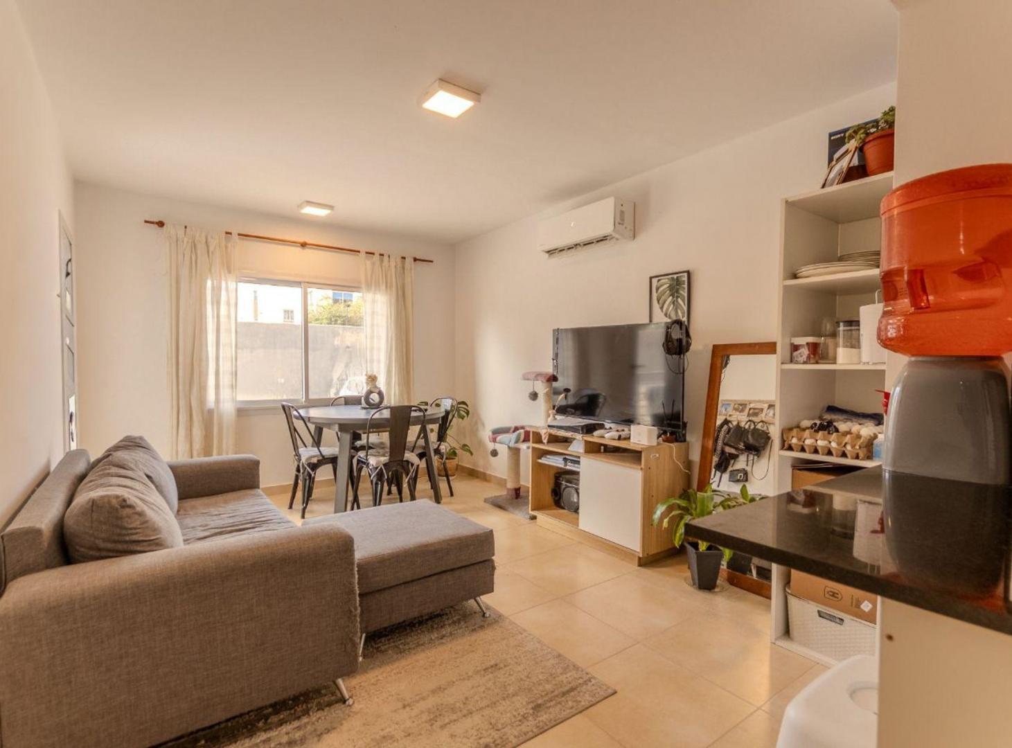 Foto de VENTA Departamento 2 Ambientes En "MORENO", imagen 1