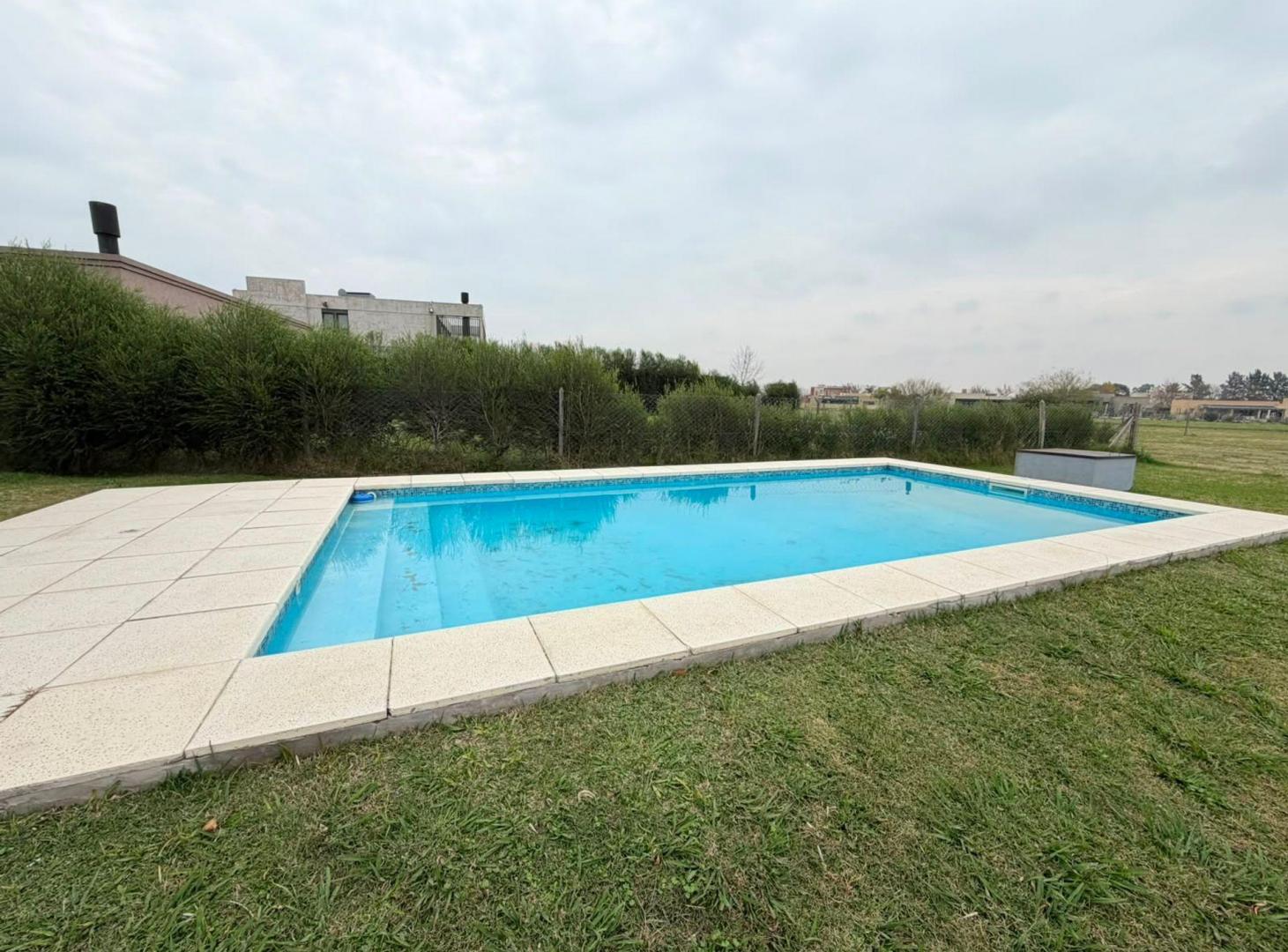 Foto de ALQUILER CASA | PILETA | B° SAN SEBASTIAN | AREA 1, imagen 3