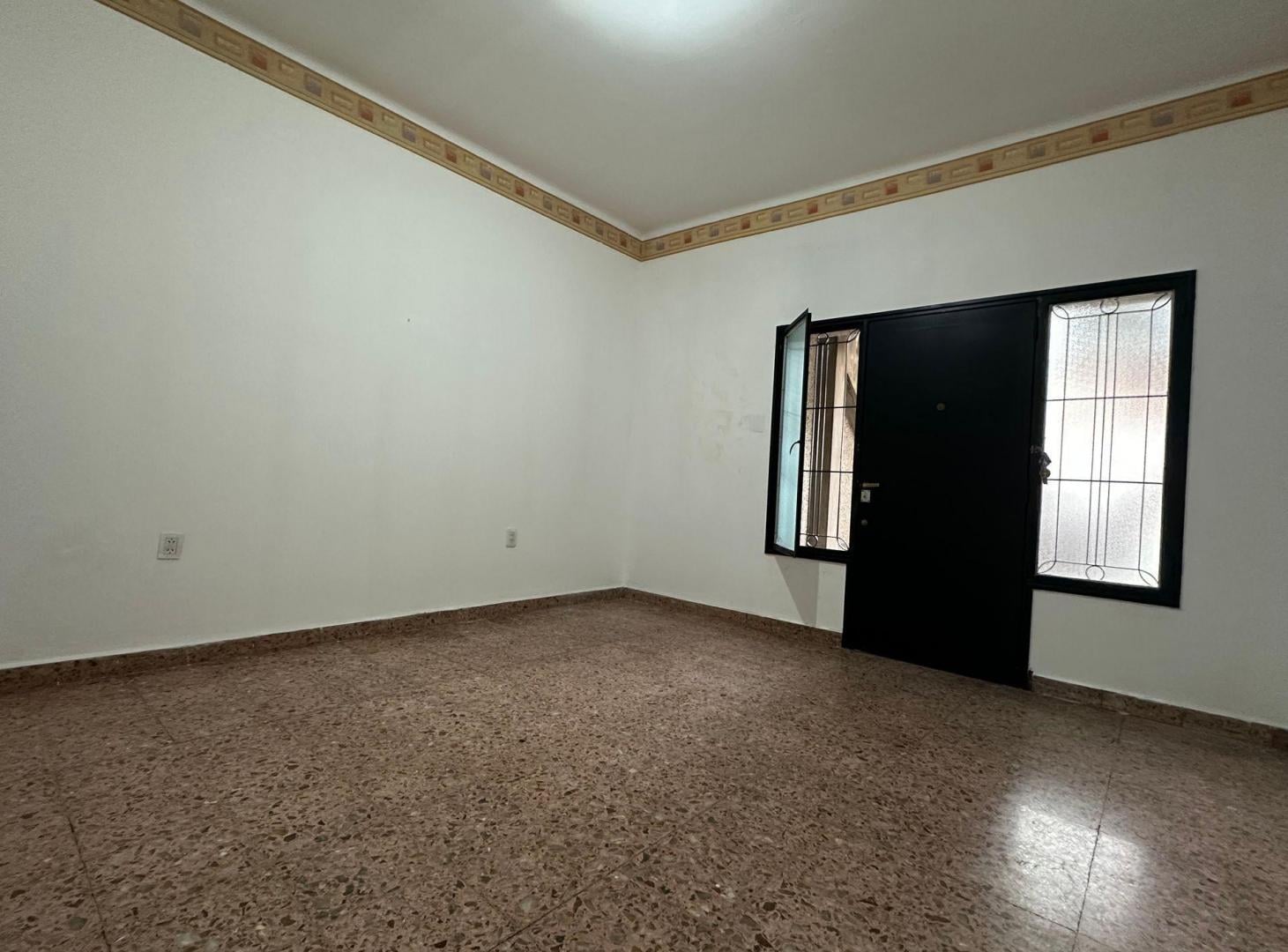Foto de ALQUILER PH 3 AMBIENTES CON JARDIN EN VILLA BOSCH, imagen 1