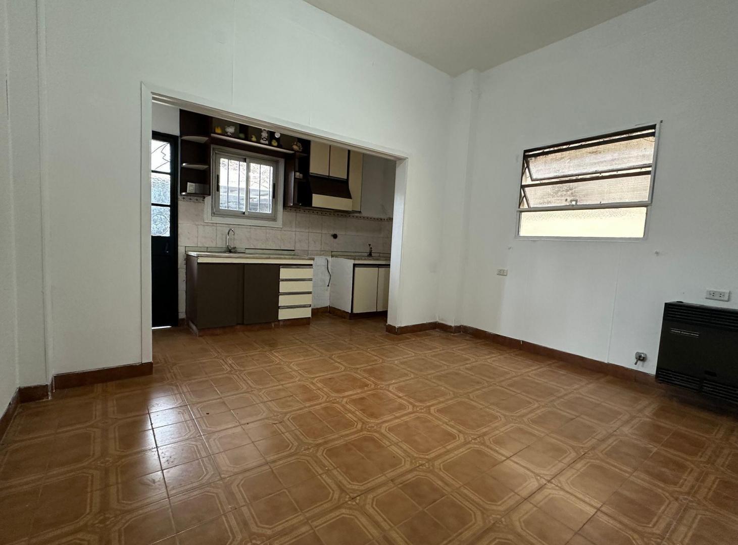 Foto de ALQUILER PH 3 AMBIENTES CON JARDIN EN VILLA BOSCH, imagen 2