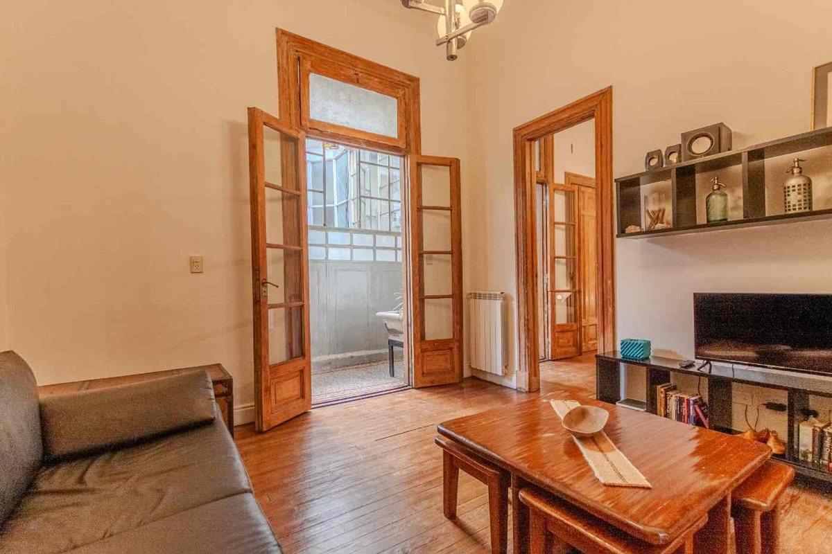 Foto de VENTA Excelente Depto. 2 Ambientes en "SAN TELMO", imagen 4