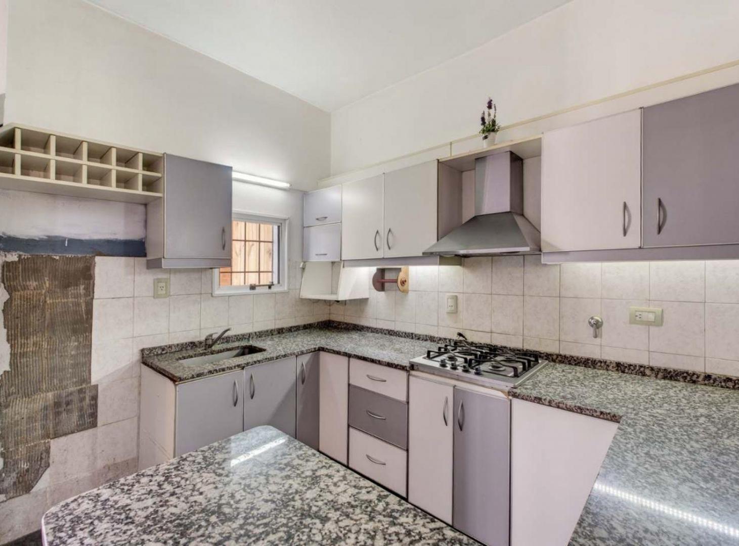 Foto de Venta PH 5 Amb con entrada ind. en Villa Libertad, imagen 1