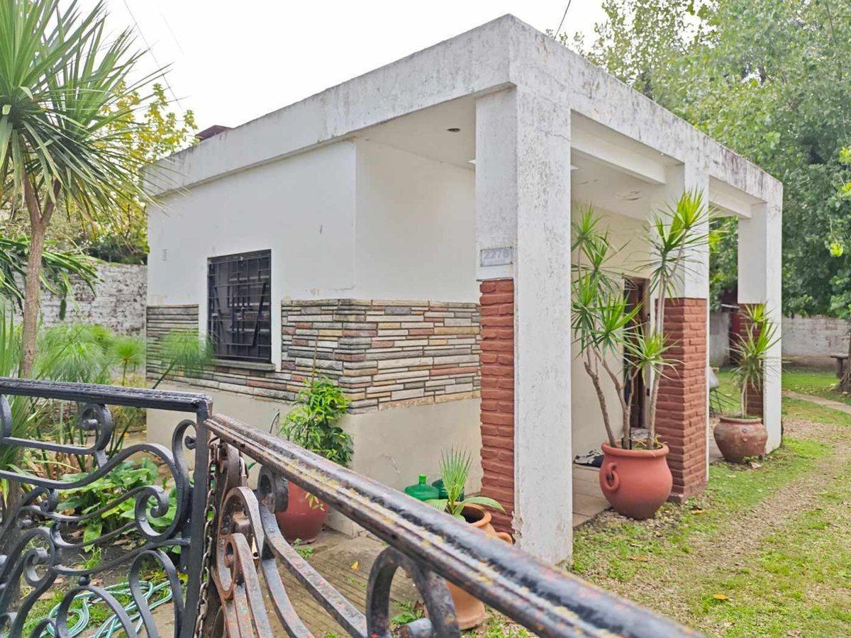 Foto de VENTA Casa 3 ambientes en Ituzaingó. Amplio lote., imagen 5