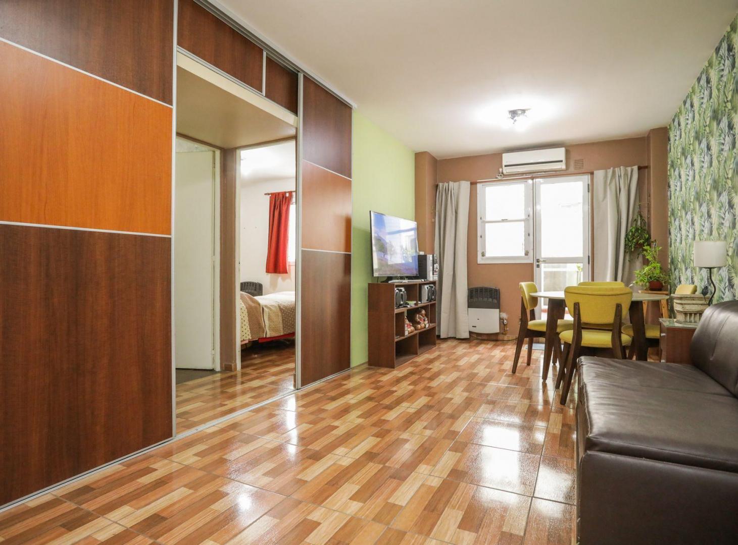 Foto de VENTA DEPARTAMENTO 2/3 AMB CON PATIO Y QUINCHO, imagen 5
