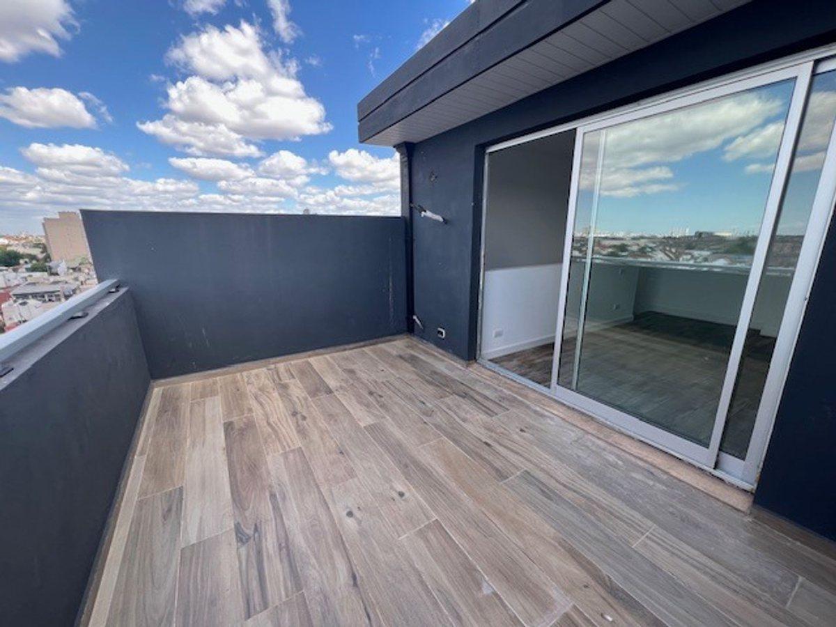 Foto de VENTA DUPLEX 2 AMB. C/BALCON TERRAZA VISTA ABIERTA, imagen 4