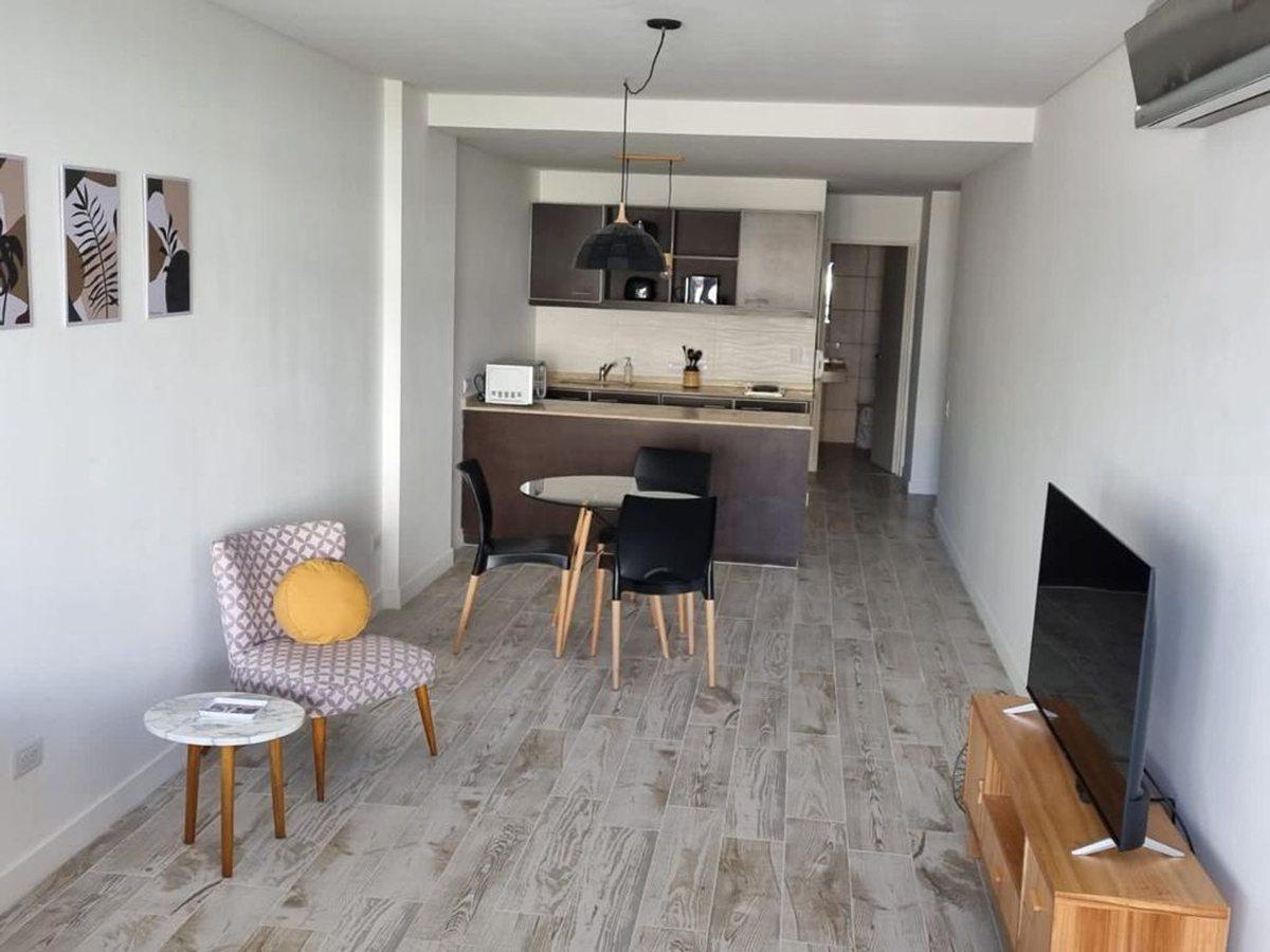 Foto de Venta muy amplio monoambiente excelente zona, imagen 3