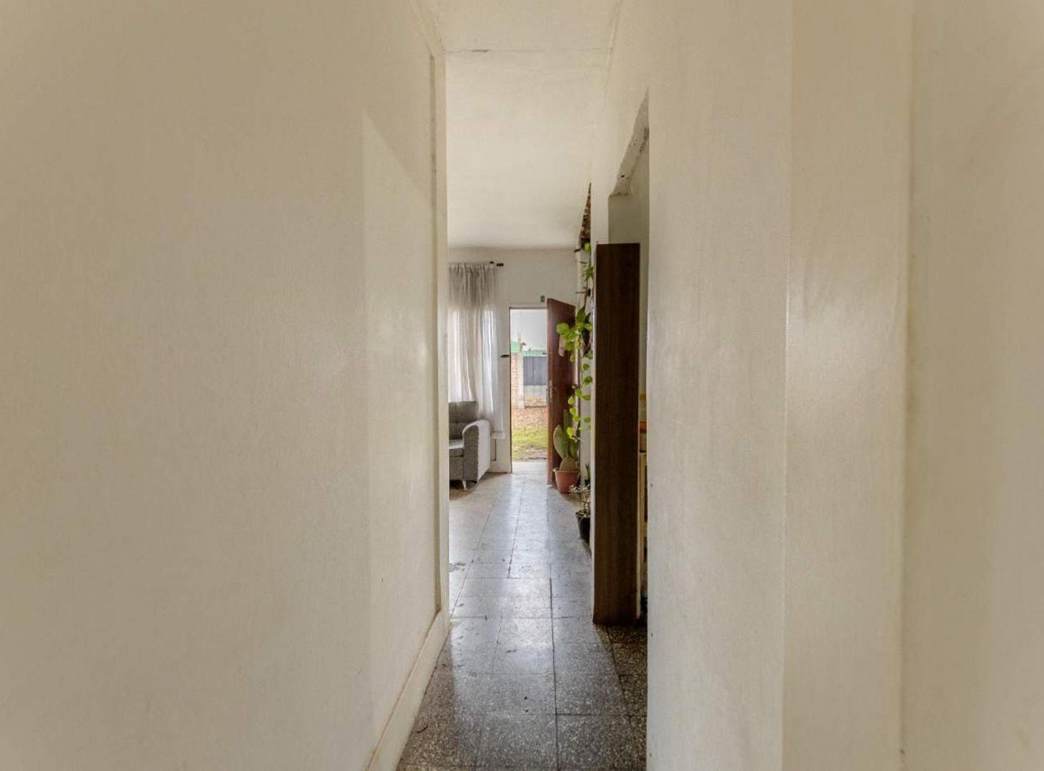 Foto de VENTA casa 3 ambientes con Piscina en TORTUGUITAS, imagen 4