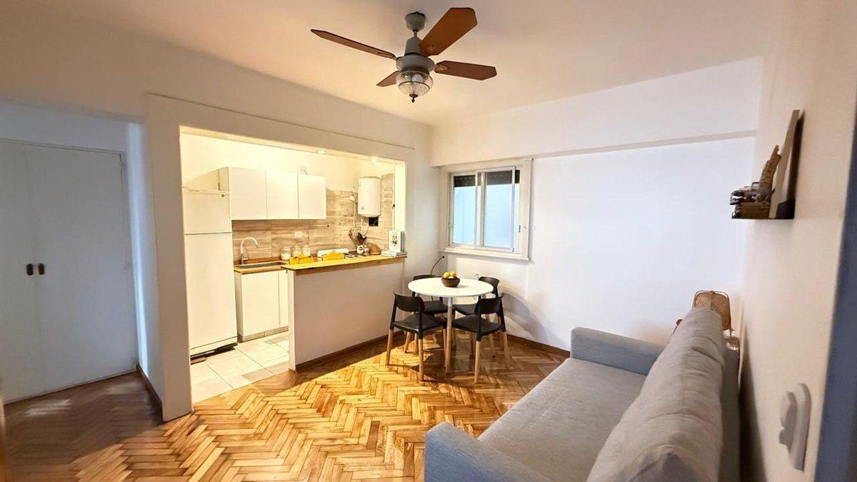 Foto de VENTA DEPARTAMENTO 2 AMB. PARQUE CHACABUCO CABA, imagen 1