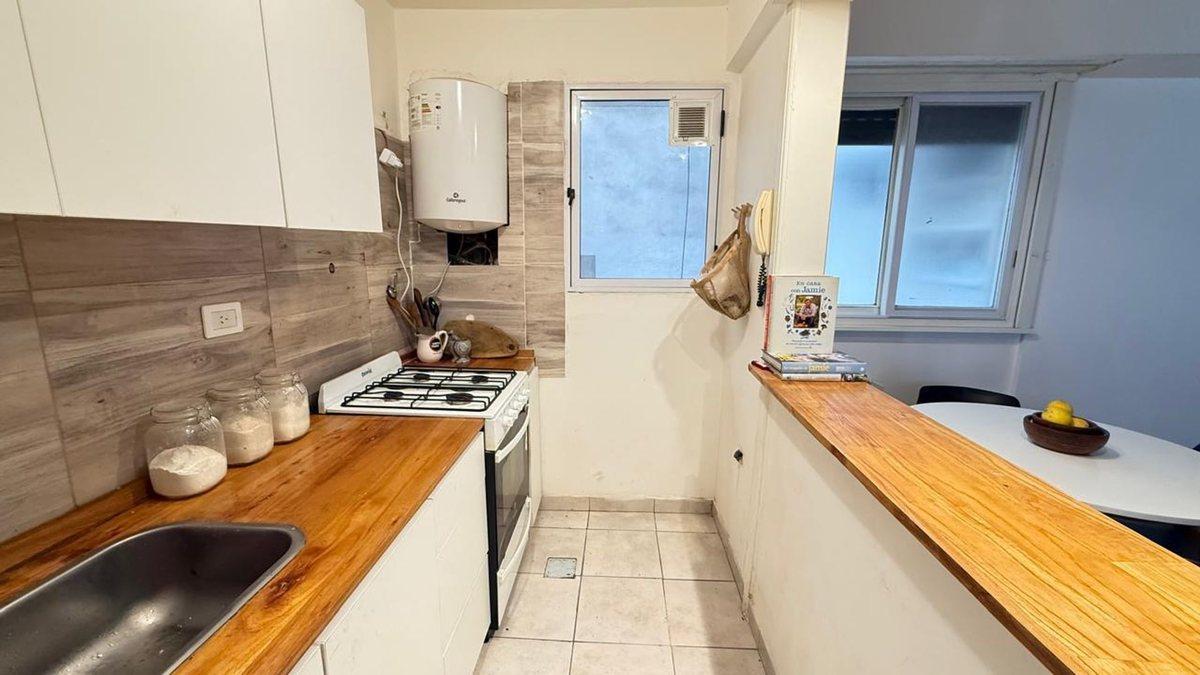 Foto de VENTA DEPARTAMENTO 2 AMB. PARQUE CHACABUCO CABA, imagen 4