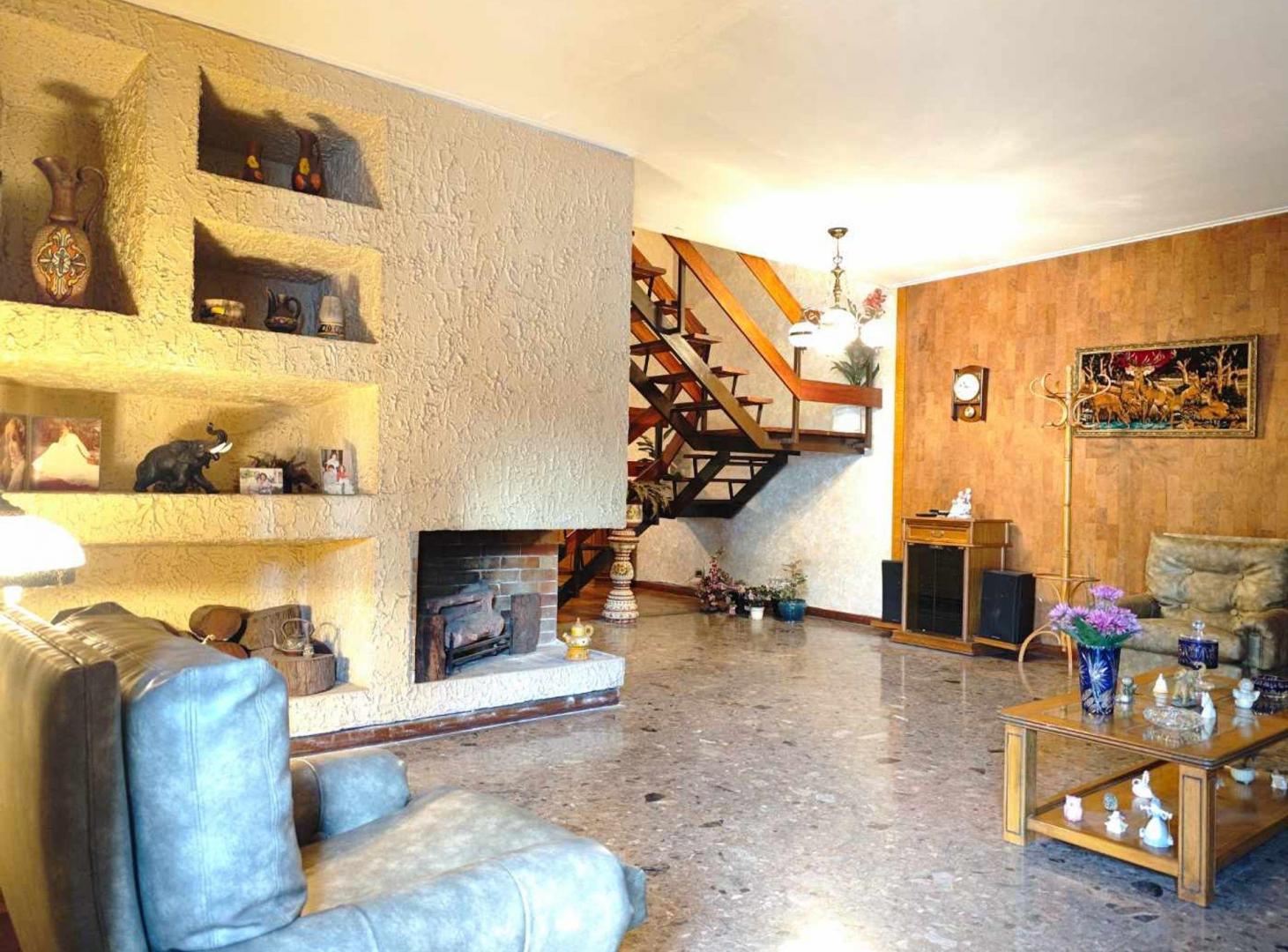Foto de VENTA PH 4 AMBIENTES al frente en FLORES, imagen 1