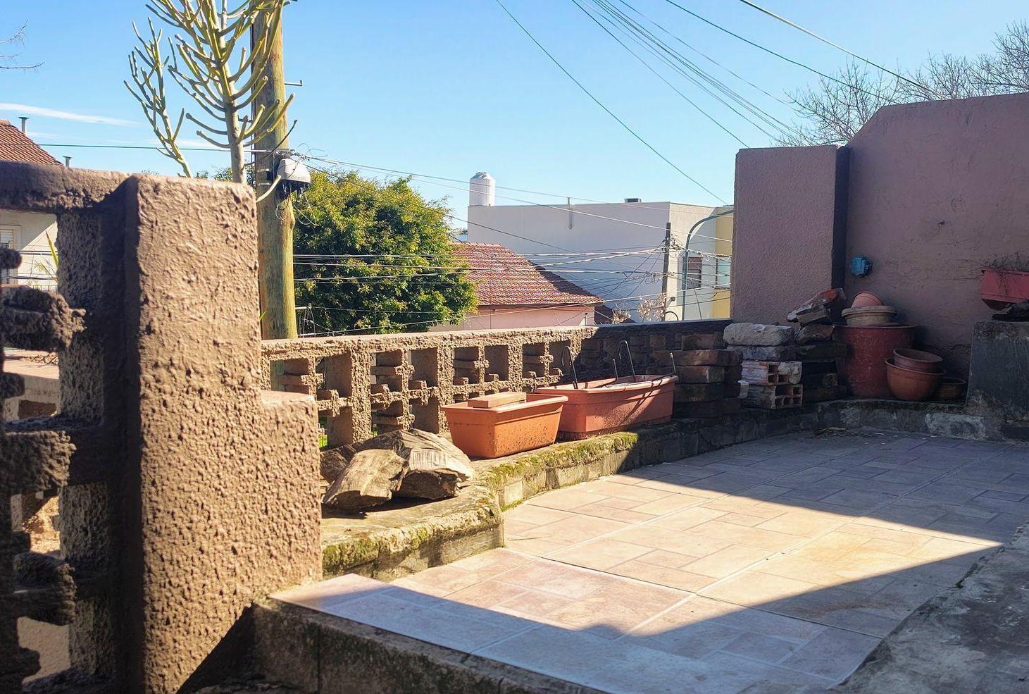 Foto de PH 4 AMB. CON PATIO/TERRAZA/BALCÓN. VTE. LOPEZ, imagen 1