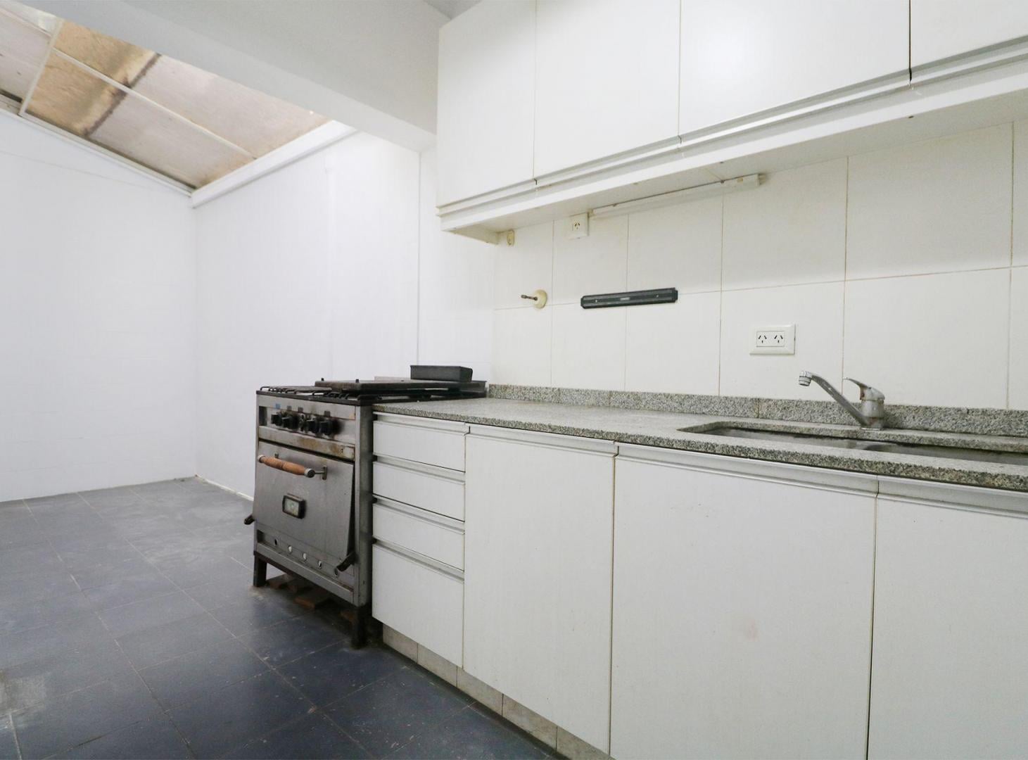 Foto de VENTA 3 AMB CON 2 PATIOS EN CENTRO VDP APTO CRED, imagen 5