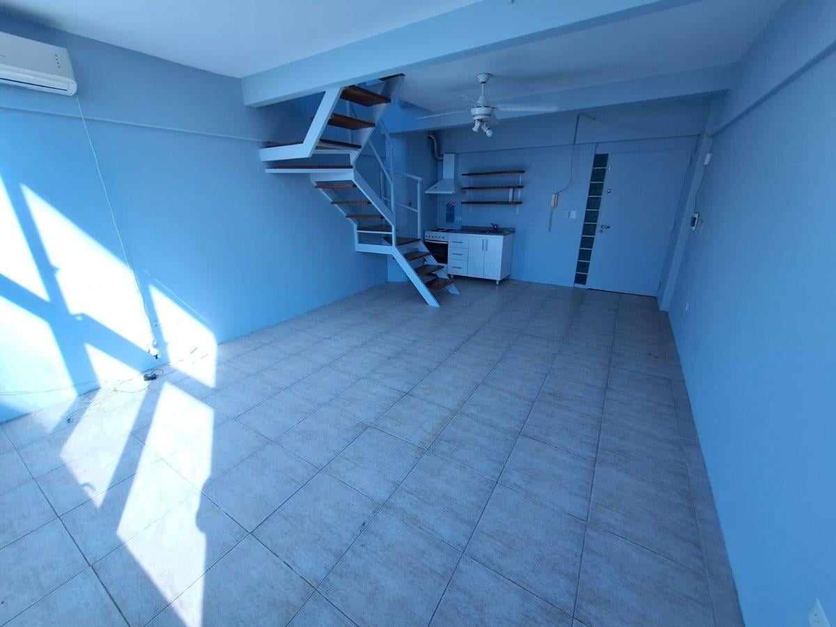 Foto de OFICINA 2 AMB DUPLEX A MTS SUBTE, imagen 5
