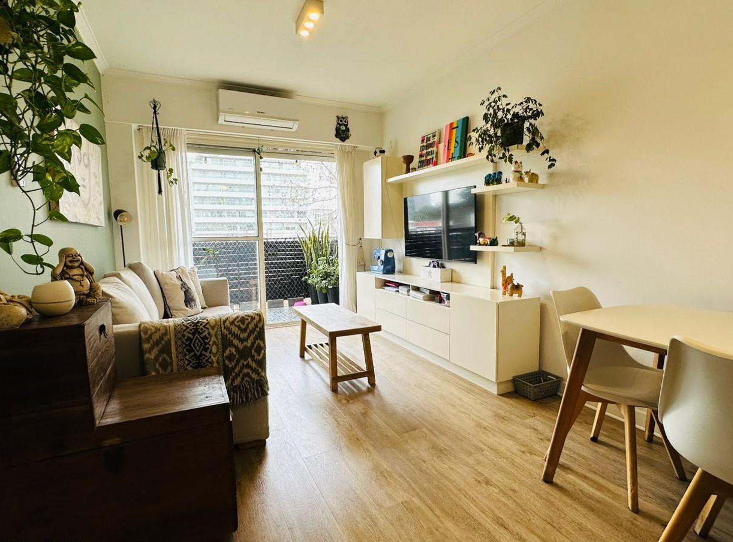 Foto de VENTA DEPARTAMENTO 3 AMBIENTES C/COCHERA VTE LOPEZ, imagen 2