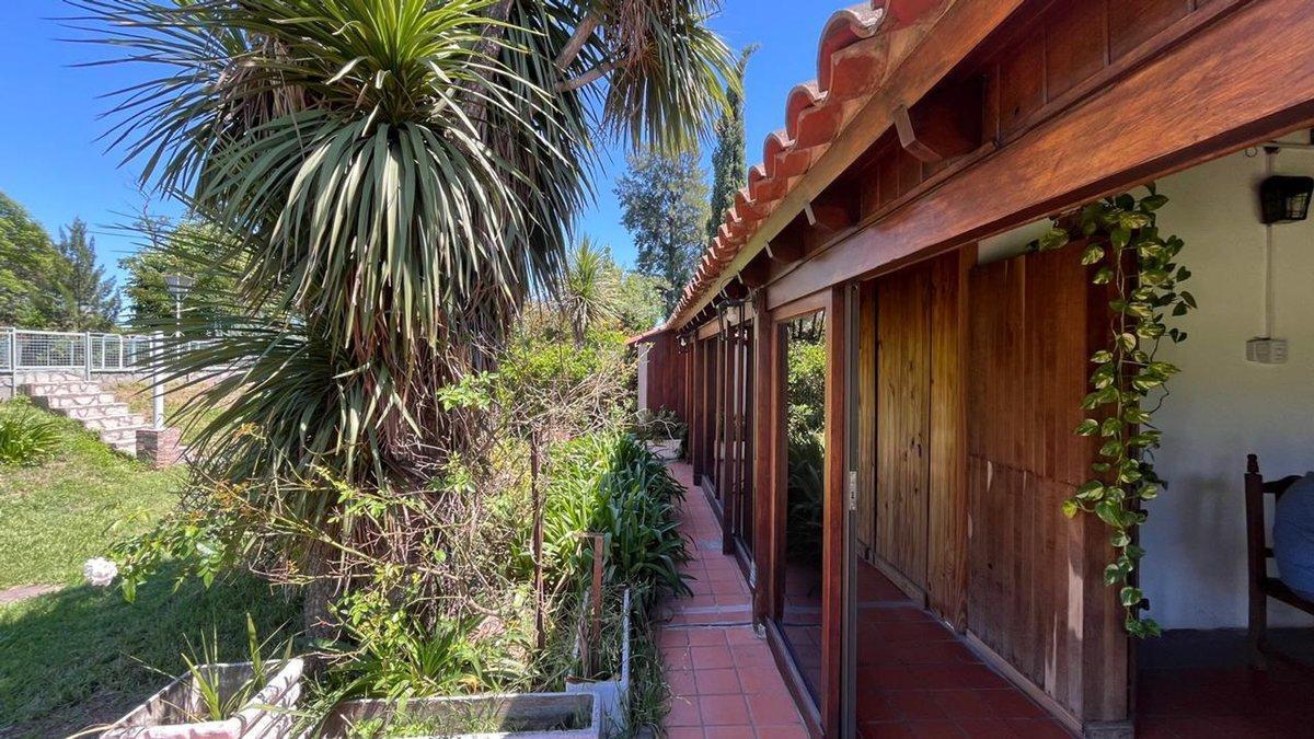 Foto de VENTA QUINTA PILETA 3 CASAS LA MATANZA FINANCIA!!, imagen 2