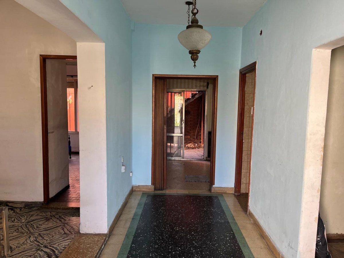 Foto de Venta - Casa de 3 ambientes con garage y terraza, imagen 1