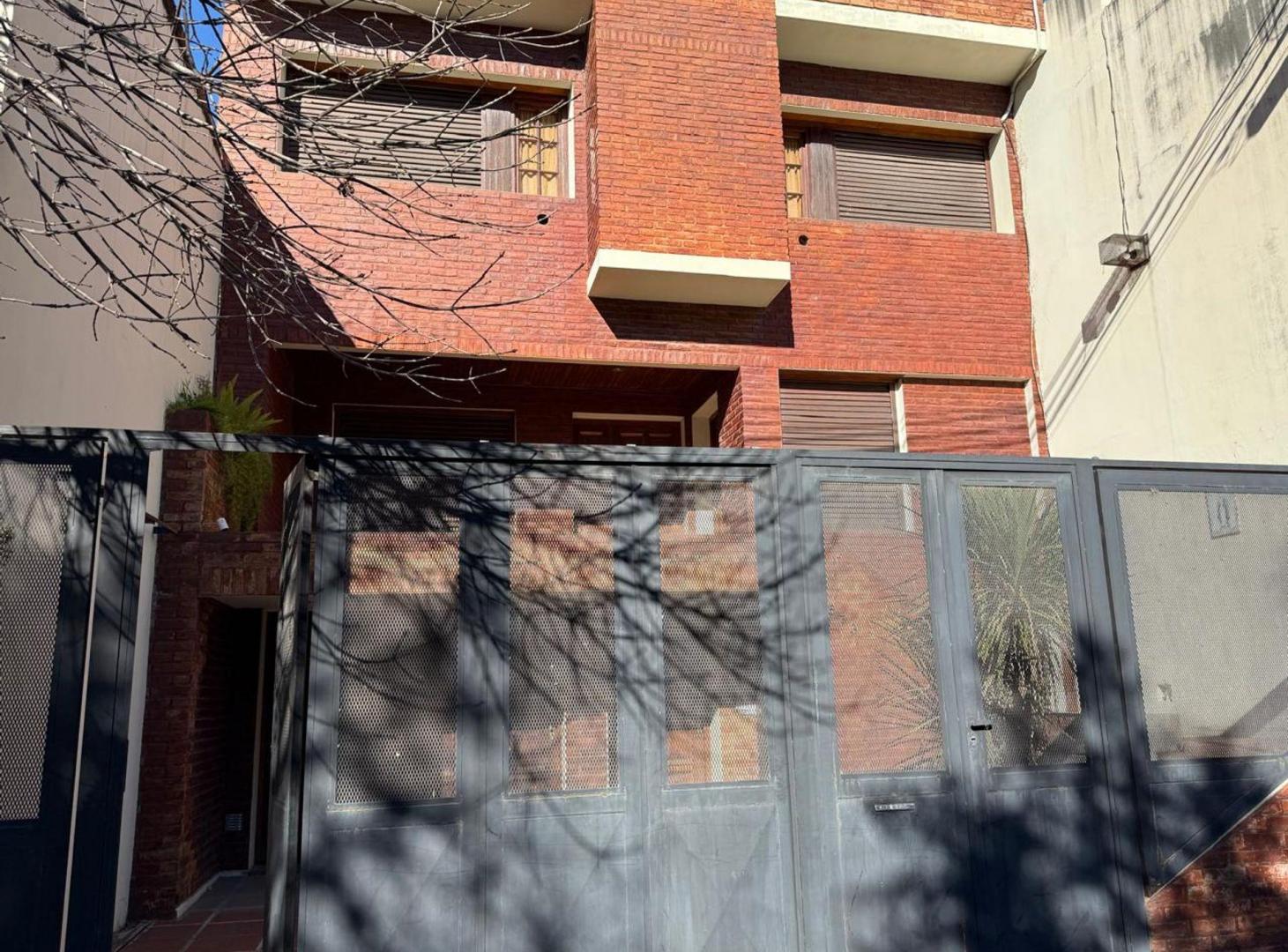 Foto de CASA 6 AMBIENTES CON SUITE,PATIO,GARAGE Y MONO, imagen 1