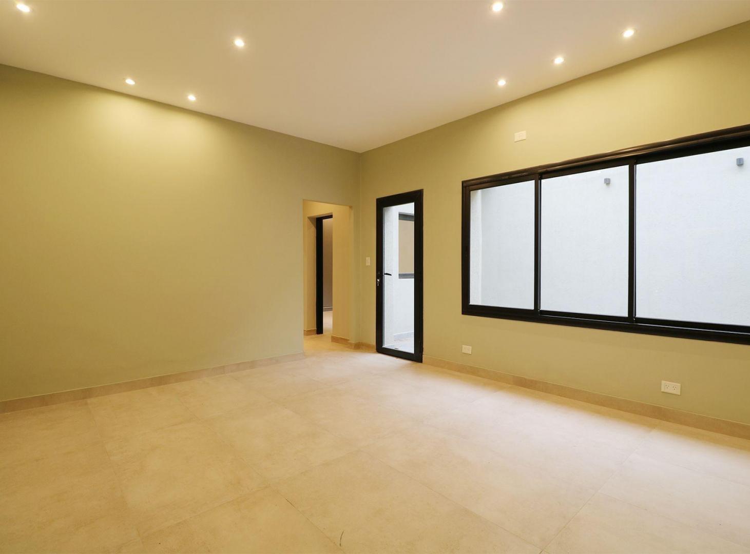 Foto de VENTA PH PB 3AMB C/PATIO Y TERRAZA EN MONTE CASTRO, imagen 1