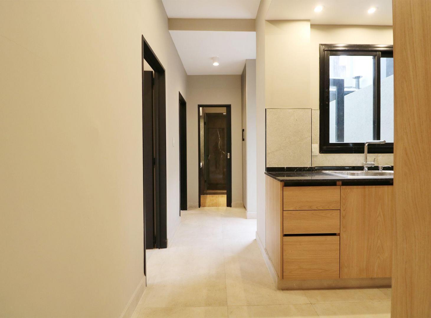 Foto de VENTA PH 3 AMB C/BALCON, TERRAZA COMÚN MONTECASTRO, imagen 2