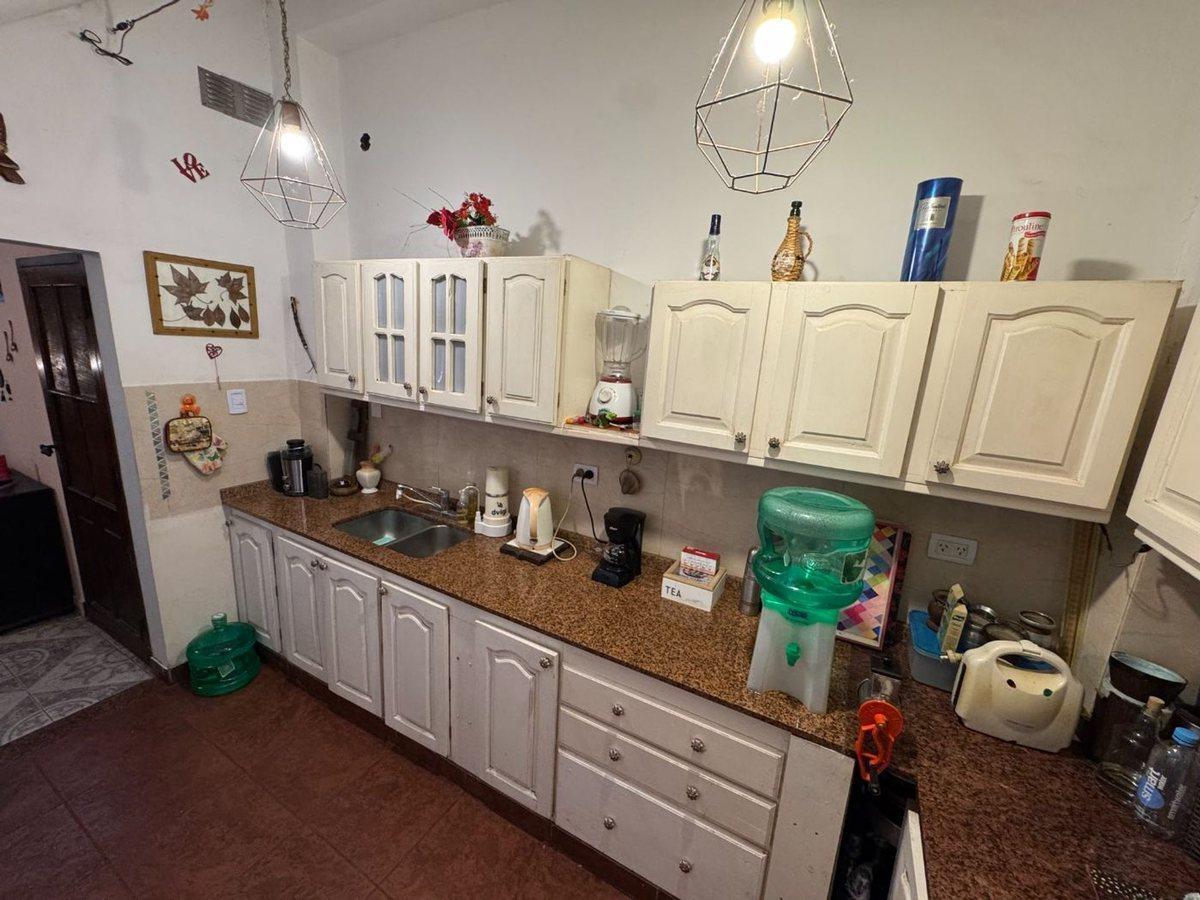 Foto de VENTA CASA 7 AMB CON JARDIN EN FLORIDA, imagen 5