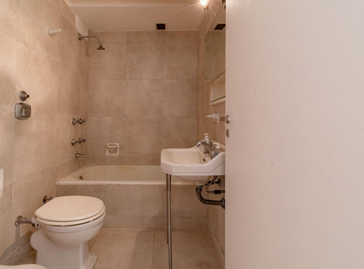 Foto de Venta depto 2 amb en Microcentro, imagen 5
