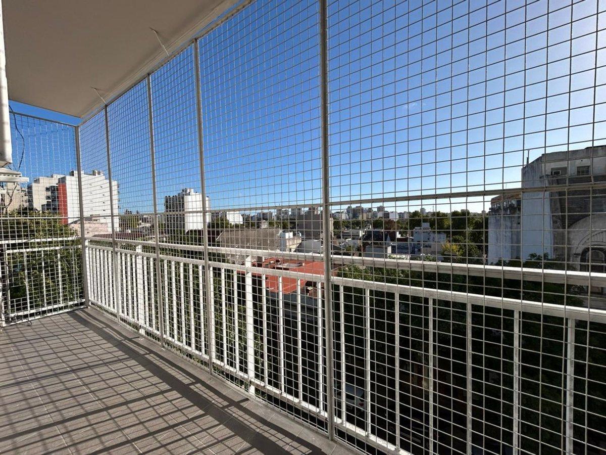 Foto de VENTA 4 AMB C/COCHERA EN FLORES, imagen 3