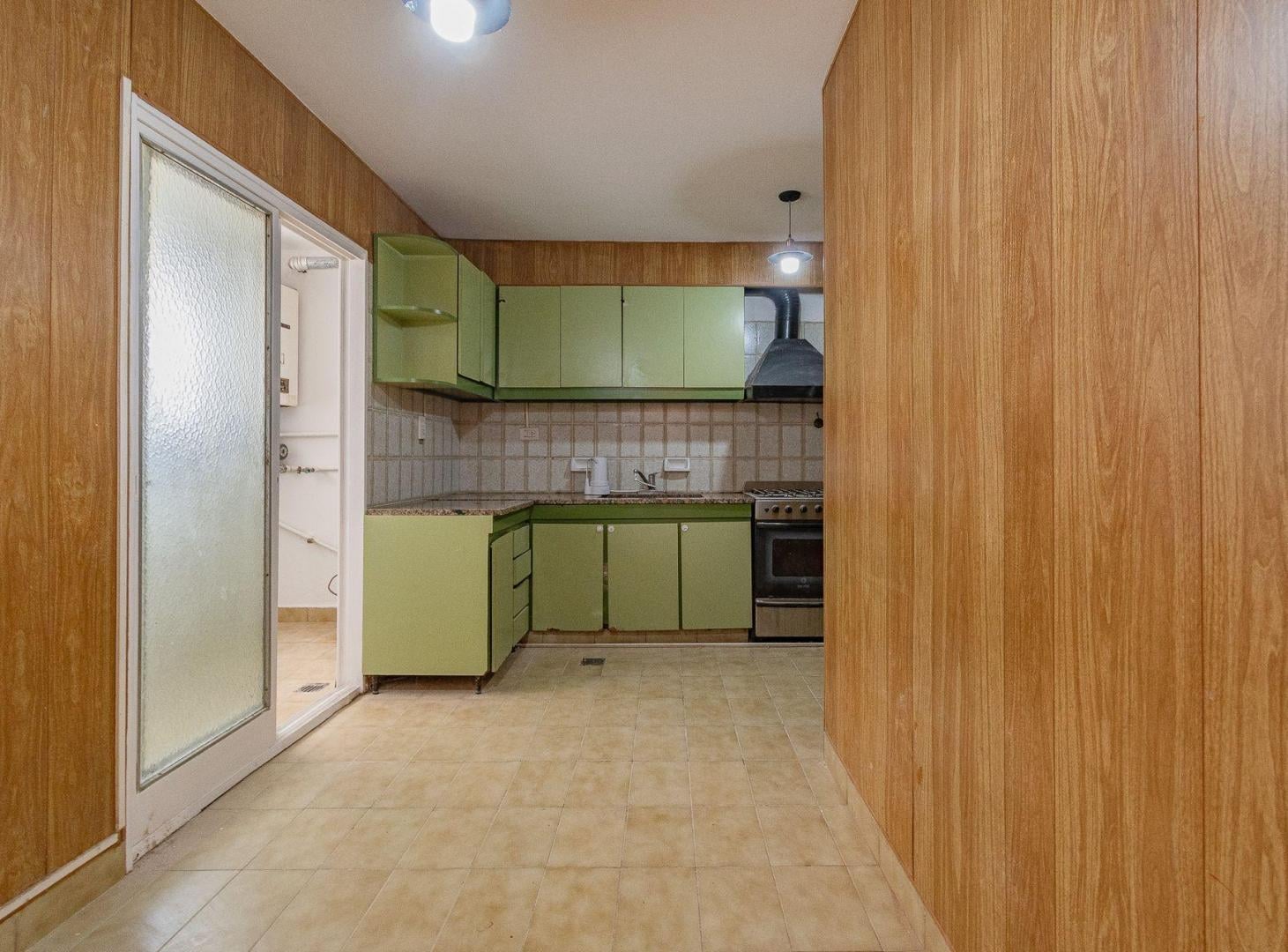 Foto de Venta 4 amb en Monte Castro APTO CREDITO, imagen 2
