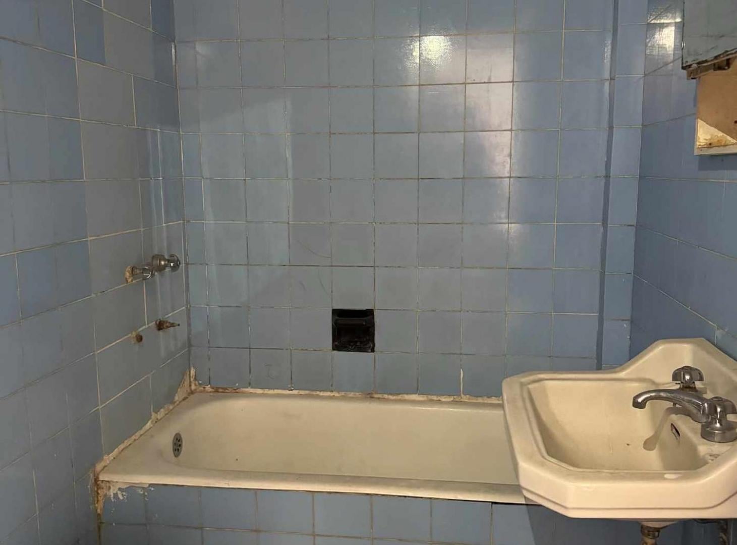 Foto de Venta departamento 2 amb balcon a reciclar Boedo, imagen 3