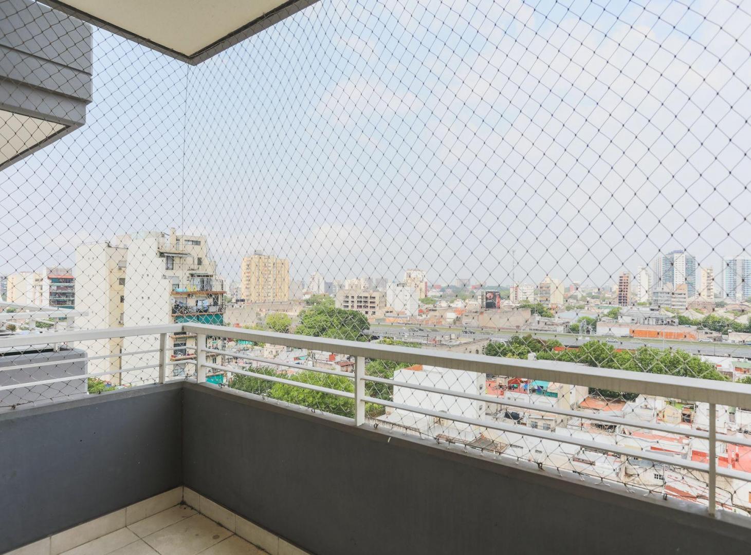 Foto de VENTA DEPTO 2 AMB, COCHERA Y BALCON SAN CRISTOBAL, imagen 3