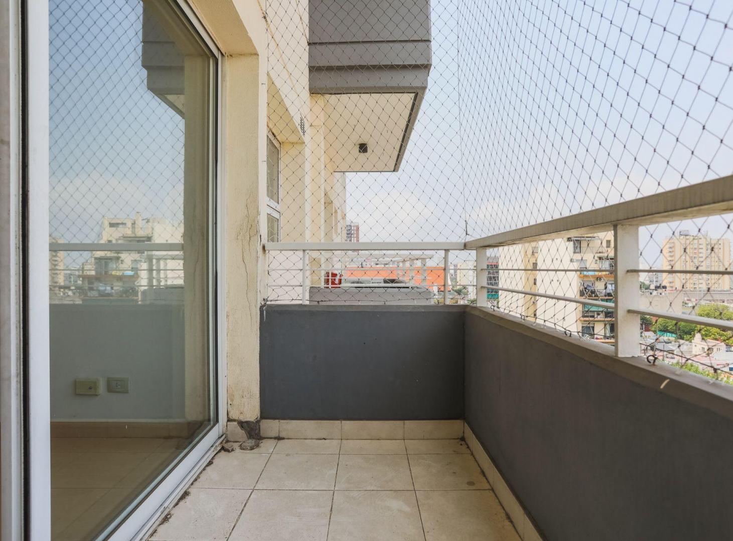 Foto de VENTA DEPTO 2 AMB, COCHERA Y BALCON SAN CRISTOBAL, imagen 5