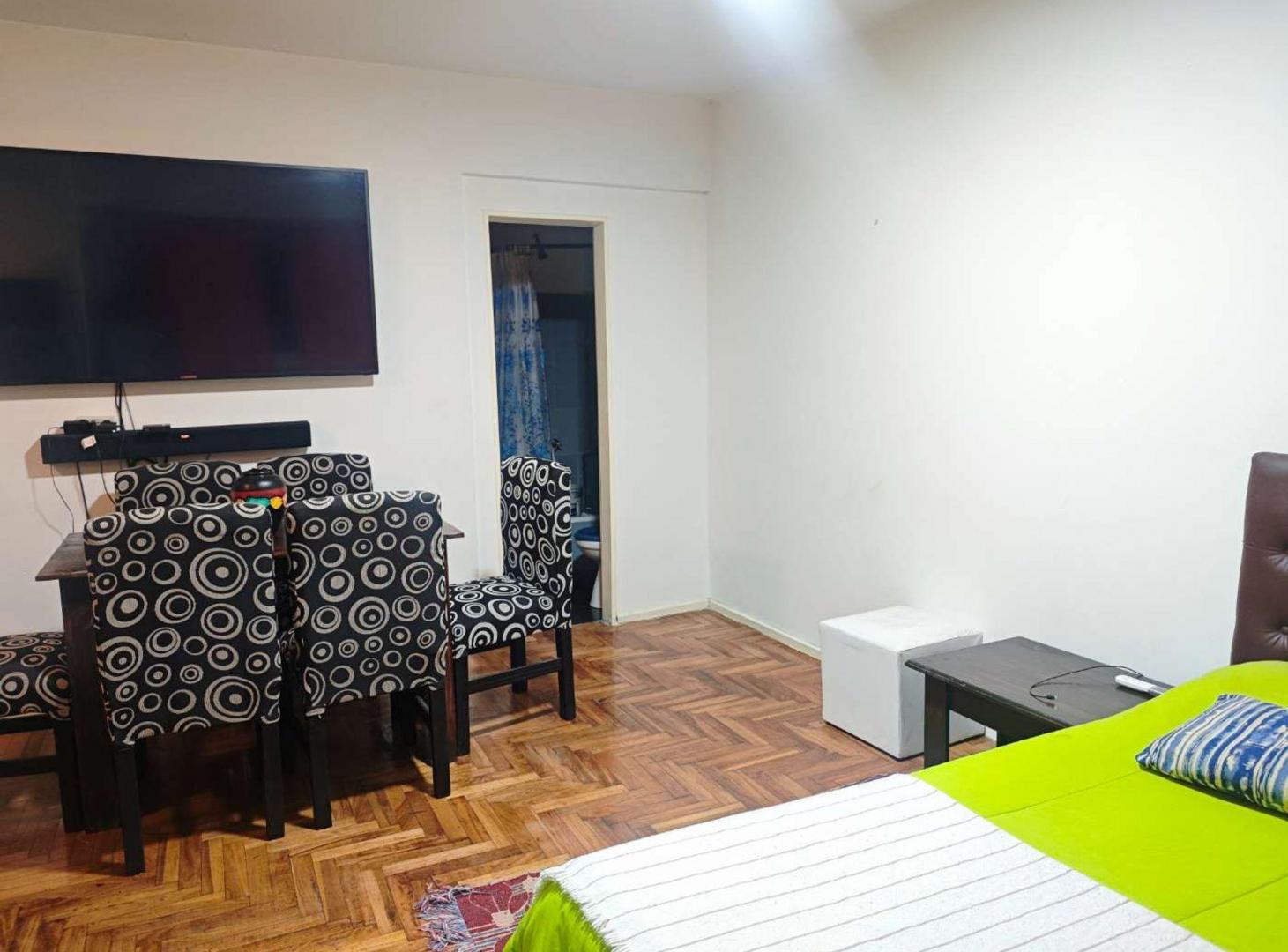 Foto de VENTA Departamento de un ambiente en Balvanera, imagen 5