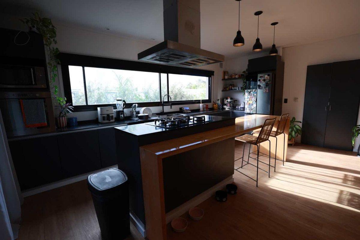 Foto de VENTA CASA 5 AMB, COUNTRY CLUB PRADOS DEL OESTE, imagen 2