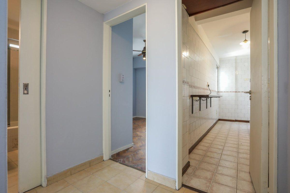 Foto de DEPARTAMENTO 3 AMBIENTES EN Floresta, imagen 3