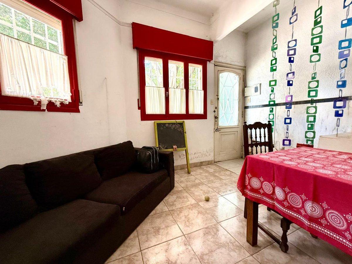 Foto de CASA EN VENTA VILLA ORTUZAR PROP 6 AMB/ 300 M2, imagen 5