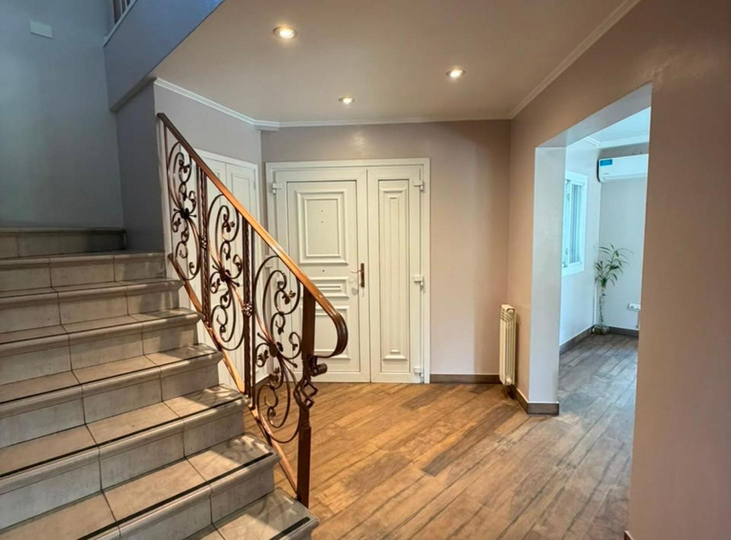 Foto de Venta casa 4/5 ambientes-Barrio Lomas de Benavidez, imagen 3
