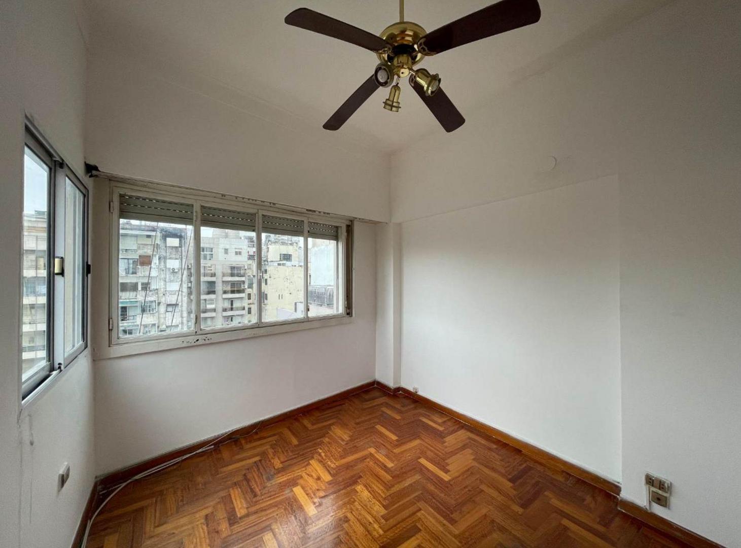 Foto de DEPARTAMENTO 3 AMBIENTE BALVANERA APTO CRED VENTA, imagen 1