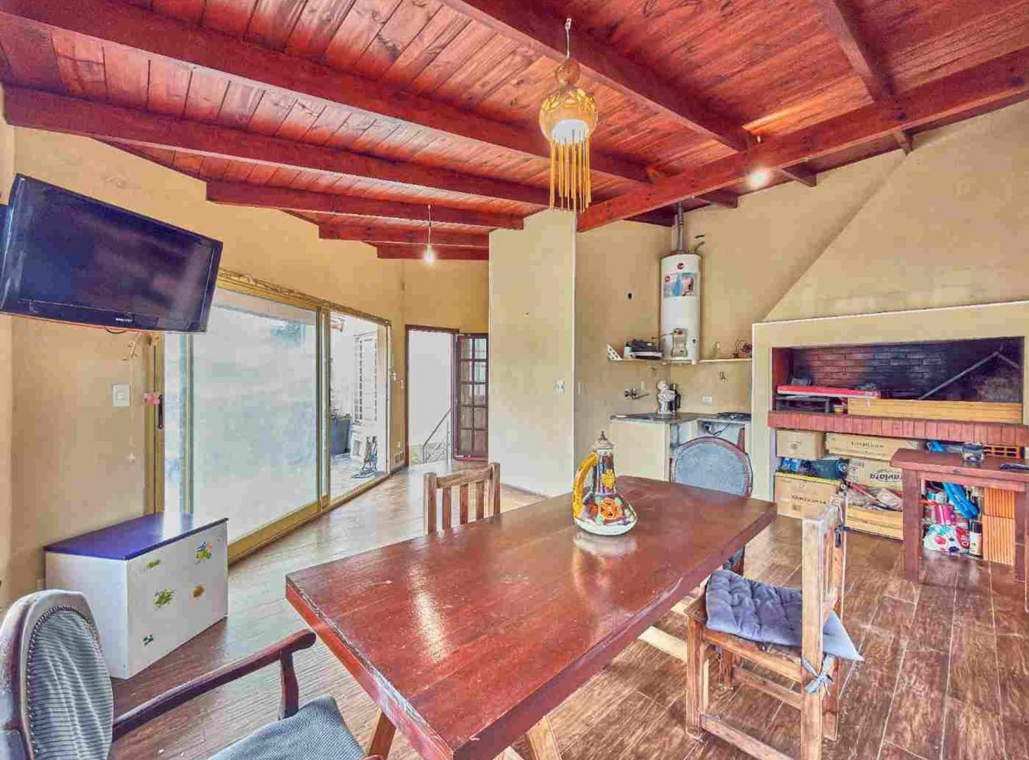 Foto de VENTA PH tipo casa 204m2 c/terraza Bajo Belgrano, imagen 5