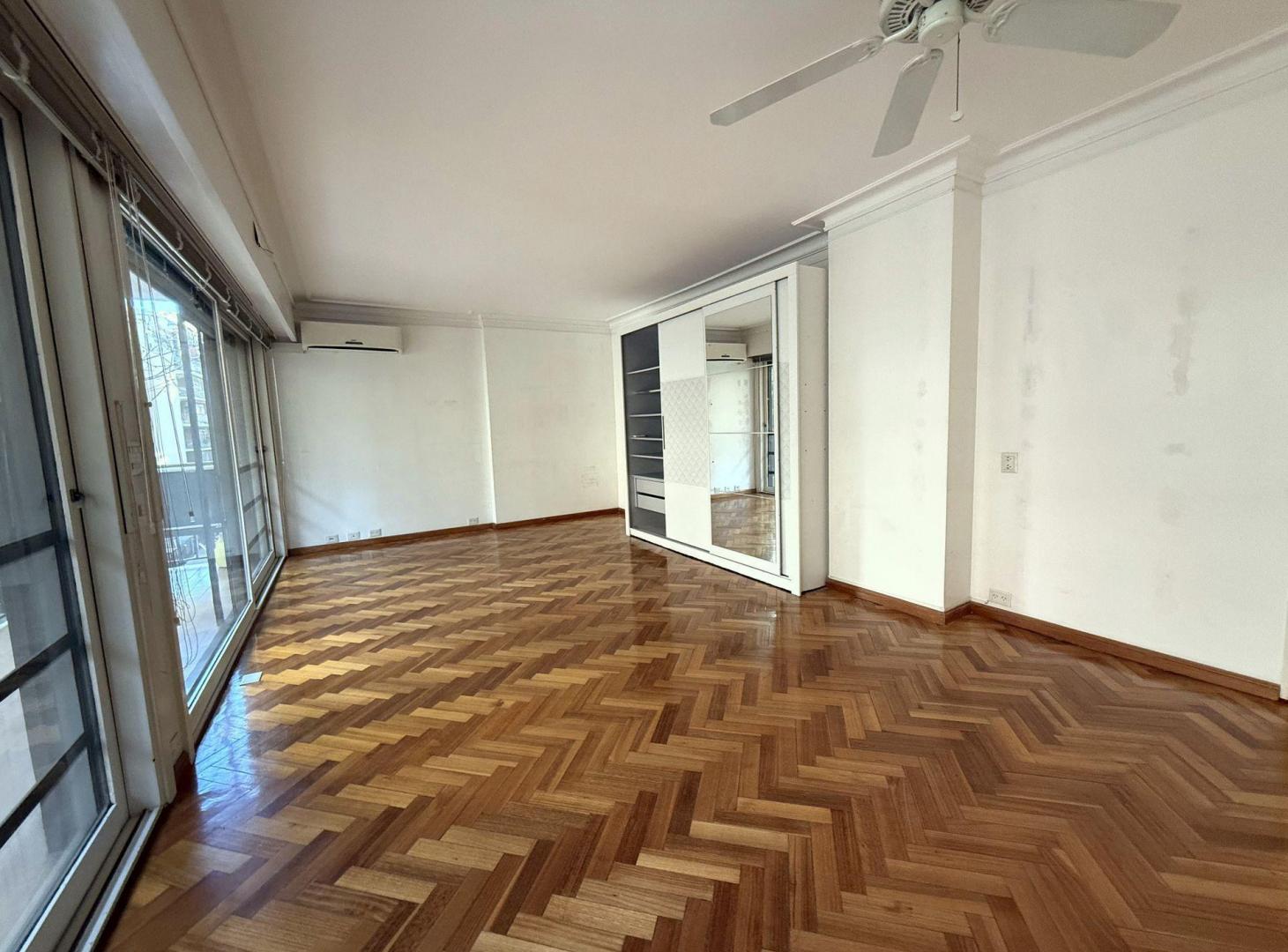 Foto de DEPARTAMENTO 4 AMBIENTES C/COCHERA FIJA BELGRANO, imagen 1